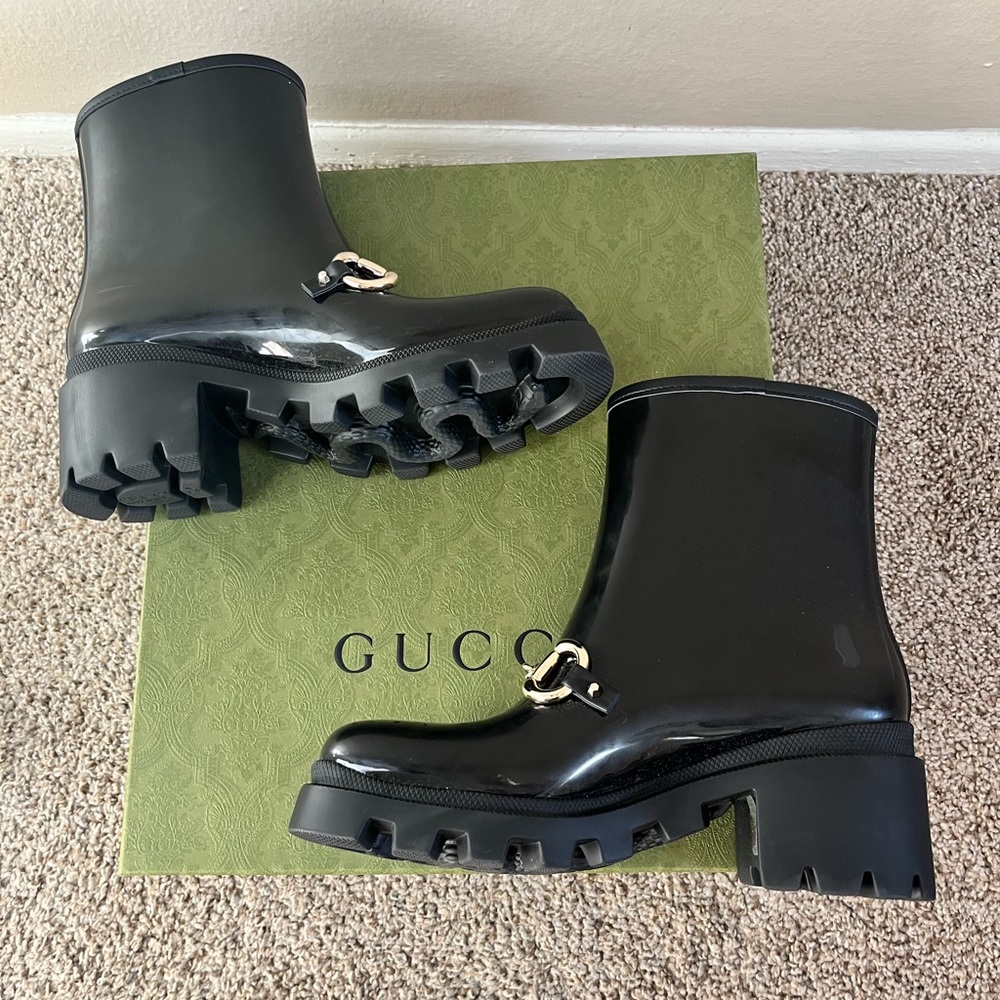 NIB Gucci Women Horsebit Black Rubber Waterproof Platform Lug Boots - Picture 12 of 13
